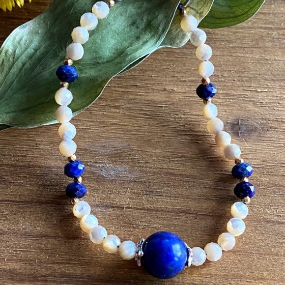 Genuine Mother of Pearl with Lapis lazuli Complete Jewelry Set - Picture 6 of 10